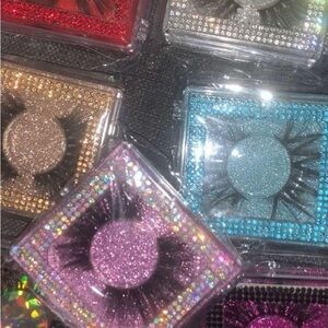 Sparkle Rhinestone False Eyelash Gift Boxes - Assorted Colors